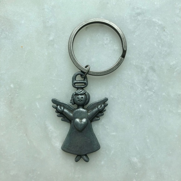 Vintage Heart Angel Keychain - Picture 1 of 5